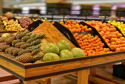 Food retail service and hospitality